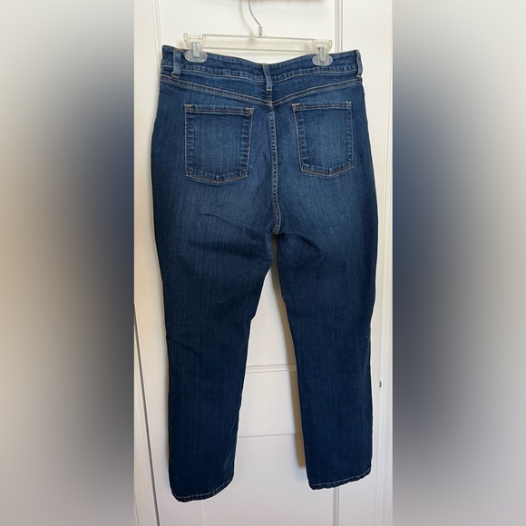 L.L. Bean Women’s True Shape High Rise Slim Leg Jeans - Picture 11 of 11